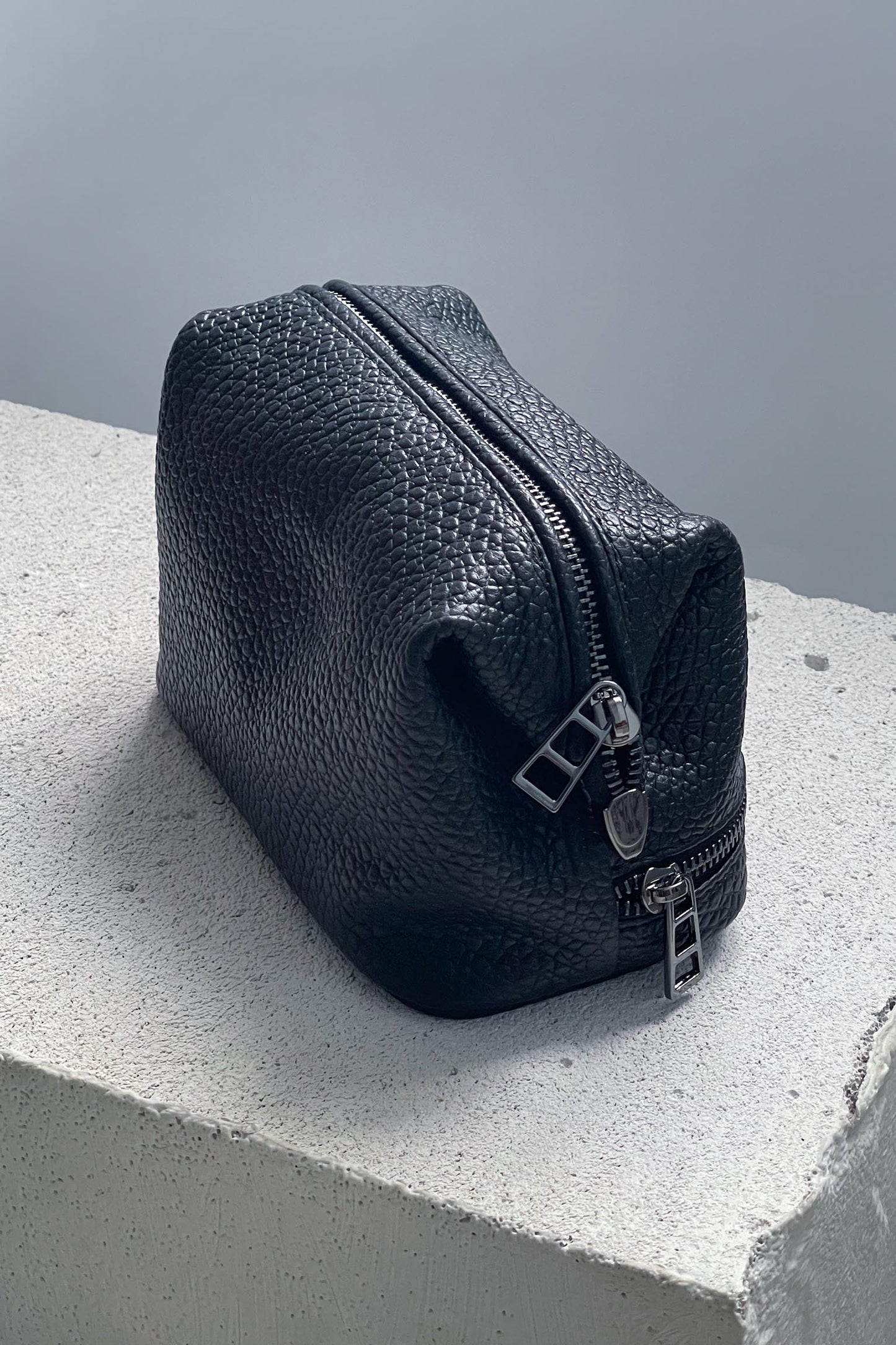 Black Pebbled Leather Toiletry Bag - Full Grain Travel Dopp Kit with Zipper