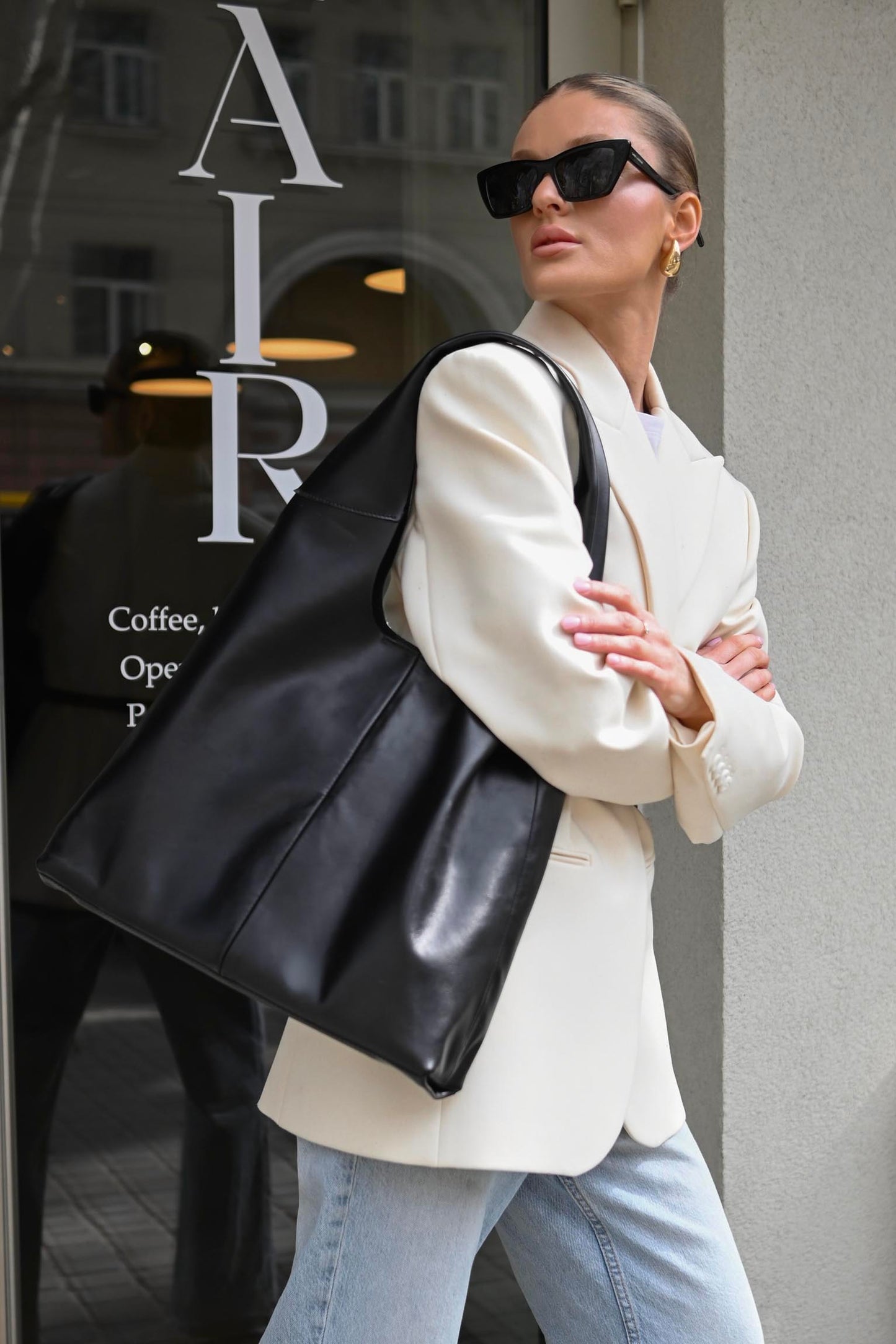Large Smooth Leather Hobo Bag - Slouchy Shoulder Tote in Black