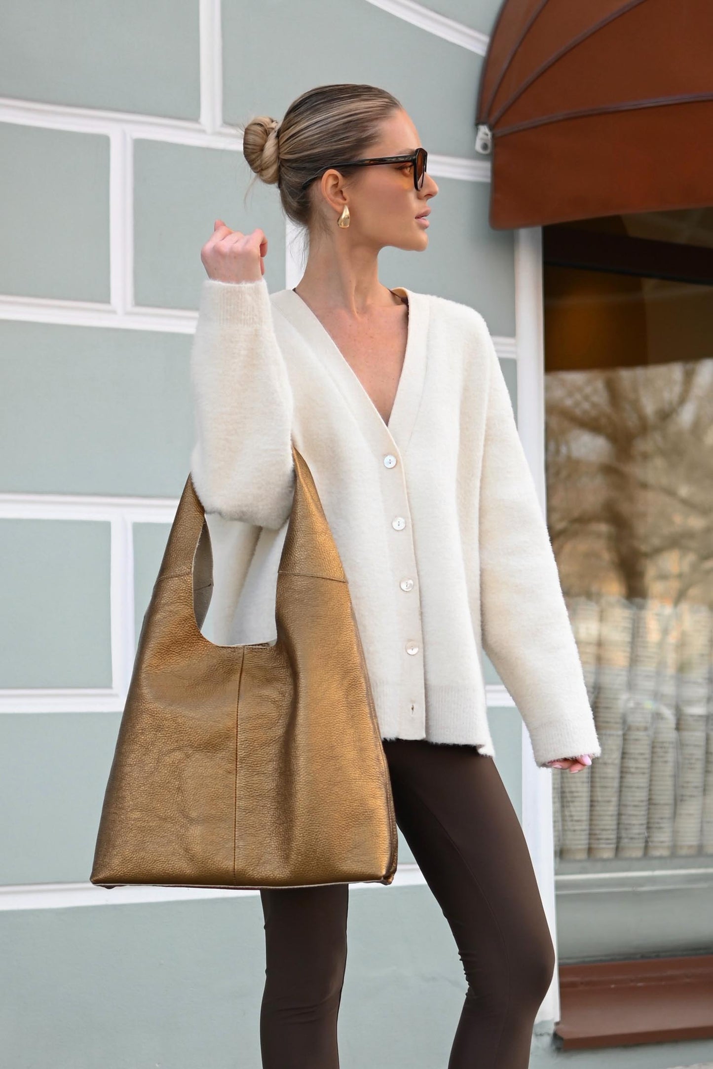 Large Pebbled Leather Hobo Bag - Slouchy Shoulder Tote in Bronze