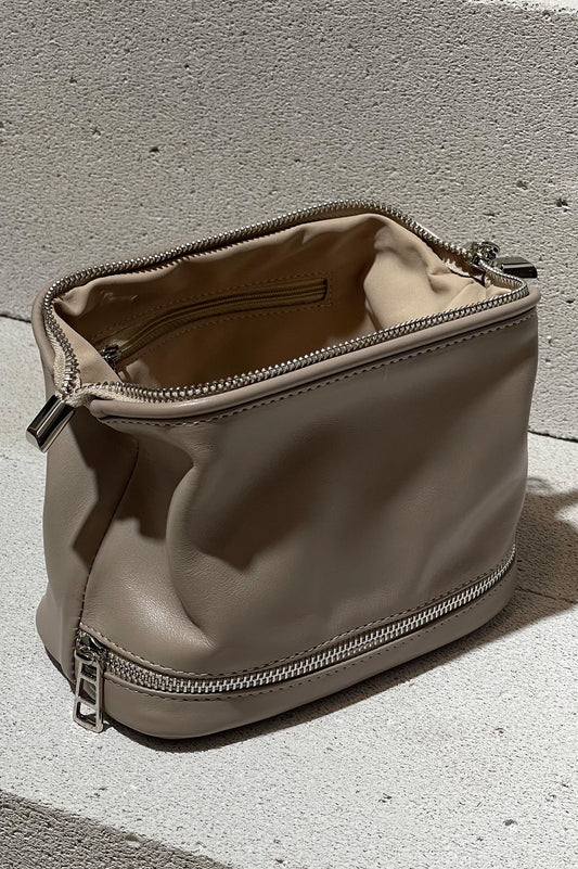 Mushroom Leather Dopp Kit - Italian Leather Toiletry Bag