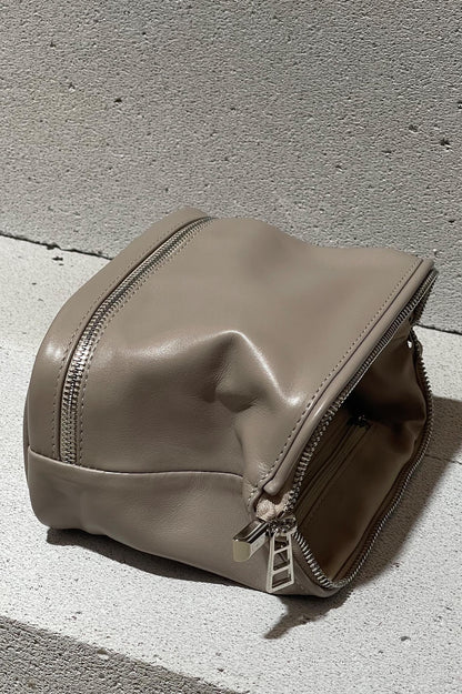 Mushroom Leather Dopp Kit - Italian Leather Toiletry Bag