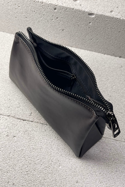 Mahogany Brown Smooth Leather Toiletry Bag - Classic Rectangular Travel Pouch