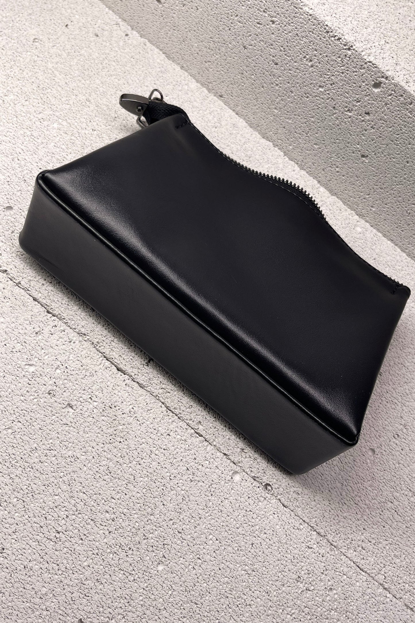 Black Smooth Leather Toiletry Bag - Classic Rectangular Travel Pouch